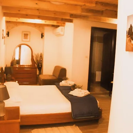 Sofita Suites Guest house